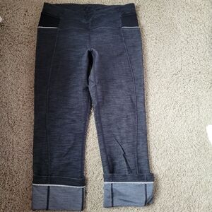 Lululemon Capri Crop Pants Women Size 6